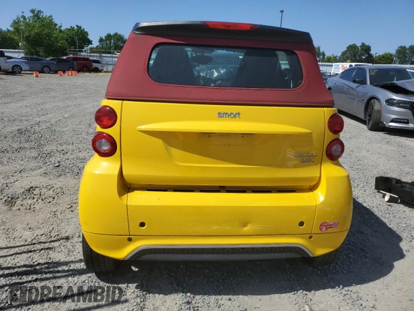 2015 Smart fortwo with VIN WMEEK9AA3FK828490, listed as a Copart auction lot 56055865 with Not Provided miles and Clean Title. Bid and sale history available at DreamBid. Image 6.