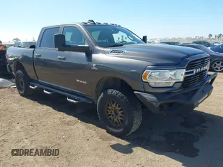 2019 Ram 2500 Lone Star с VIN 3C6UR5DL5KG607820, выставлен на аукционе IAAI как лот 41646952 с пробегом 115 983 миль миль и . История ставок и продаж доступна на DreamBid. Изображение 1.