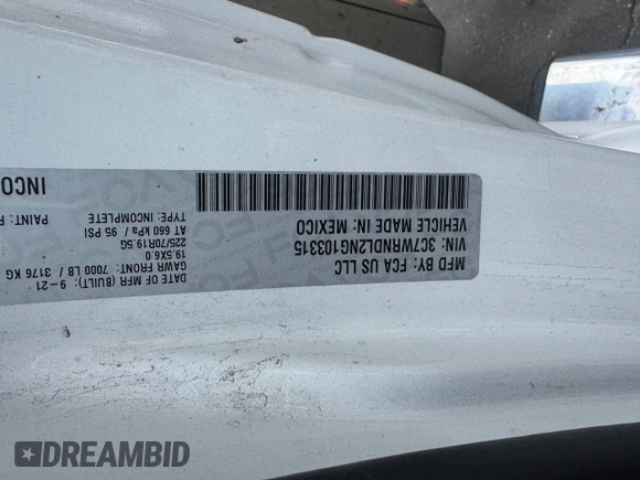 2022 Ram 5500 Tradesman z VIN 3C7WRNDL2NG103315, wystawiony jako Copart lot #59128405 z przebiegiem 125 574 mil mil oraz Czysty tytuł • Clean title. Historia ofert i sprzedaży dostępna na DreamBid. Obrazek 10.