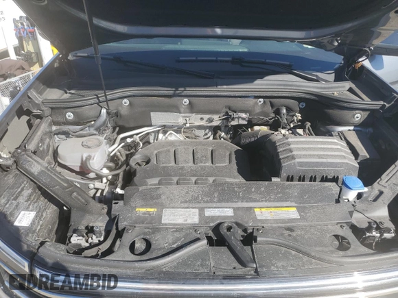 2024 Volkswagen Atlas SE with VIN 1V2HR2CA2RC536368, listed as a Copart auction lot 53490425 with 15,331 mi miles and Salvage title. Bid and sale history available at DreamBid. Image 12.