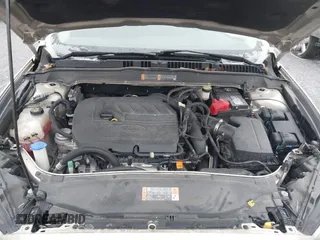 2017 Ford Fusion SE with VIN 3FA6P0HDXHR412215, listed as a IAAI auction lot 41520106 with 100,001 mi miles. Bid and sale history available at carsss.com. Image 10.