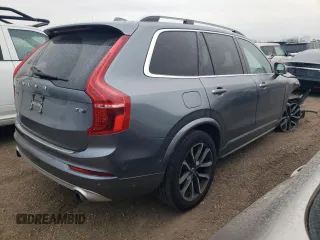 2018 Volvo XC90 Momentum z VIN YV4102PKXJ1361851, wystawiony jako Copart lot #82189234 z przebiegiem Nie podano mil oraz Szkoda całkowita • Salvage title. Historia ofert i sprzedaży dostępna na DreamBid. Obrazek 3.