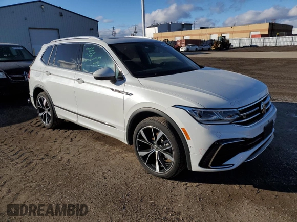 2024 Volkswagen Tiguan SEL R-Line с VIN 3VV4B7AX4RM103708, выставлен на аукционе Copart как лот 86616924 с пробегом 8 682 миль миль и Чистый • Clean title. История ставок и продаж доступна на DreamBid. Изображение 4.