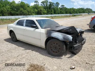 2005 Chrysler 300 300 z VIN 2C3JA43RX5H664428, wystawiony jako Copart lot #53851555 z przebiegiem Nie podano mil oraz Szkoda całkowita • Salvage title. Historia ofert i sprzedaży dostępna na DreamBid. Obrazek 4.