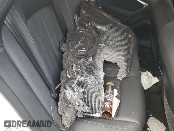 2021 Audi A7 z VIN WAUP2AF28MN016086, wystawiony jako Copart lot #77482234 z przebiegiem Nie podano mil oraz Szkody całkowita. Historia ofert i sprzedaży dostępna na DreamBid. Obrazek 12.