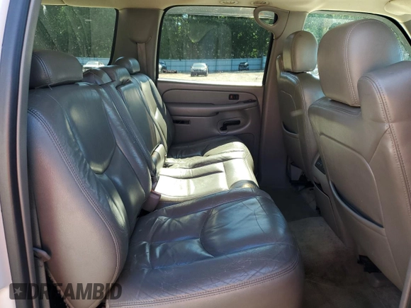 2004 Chevrolet Suburban Z71 with VIN 3GNFK16Z74G245340, listed as a Copart auction lot 57491305 with 283,174 mi miles and Salvage title. Bid and sale history available at DreamBid. Image 11.
