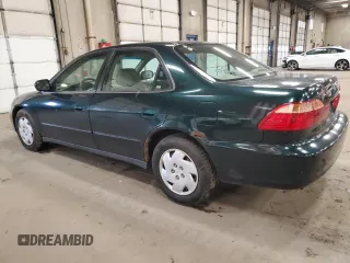 2000 Honda Accord LX z VIN 1HGCG1647YA096449, wystawiony jako Copart lot #54728065 z przebiegiem Nie podano mil oraz Czysty tytuł • Clean title. Historia ofert i sprzedaży dostępna na DreamBid. Obrazek 2.