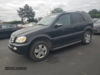 2005 Mercedes-Benz M 500 с VIN 4JGAB75E75A520432, выставлен на аукционе Copart как лот 65834435 с пробегом 169 493 миль миль и Чистый • Clean title. История ставок и продаж доступна на DreamBid. Изображение 1.