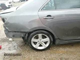 2014 Toyota Camry L with VIN 4T1BF1FK1EU322437, listed as a Copart auction lot 47747555 with 227,751 mi miles and Salvage Title. Bid and sale history available at carsss.com. Image 14.