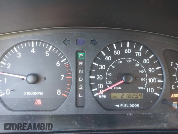 2000 Toyota Sienna LE with VIN 4T3ZF13C9YU189305, listed as a IAAI auction lot 42201168 with 218,254 mi miles and . Bid and sale history available at DreamBid. Image 7.