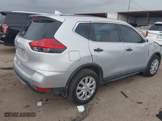2017 Nissan Rogue SL with VIN 5N1AT2MT0HC884071, listed as a IAAI auction lot 41879410 with 1 mi miles. Bid and sale history available at carsss.com. Image 4.