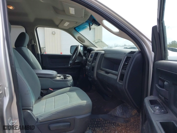 2013 Ram 2500 Tradesman with VIN 3C6UR5CL2DG553493, listed as a IAAI auction lot 41745488 with 242,474 mi miles. Bid and sale history available at carsss.com. Image 5.