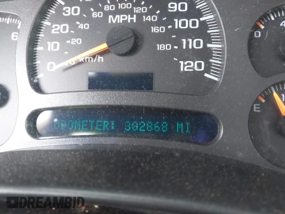 2005 Chevrolet Suburban LS z VIN 3GNEC16Z25G136603, wystawiony jako IAAI lot #42339417 z przebiegiem 382 868 mil mil oraz . Historia ofert i sprzedaży dostępna na DreamBid. Obrazek 7.