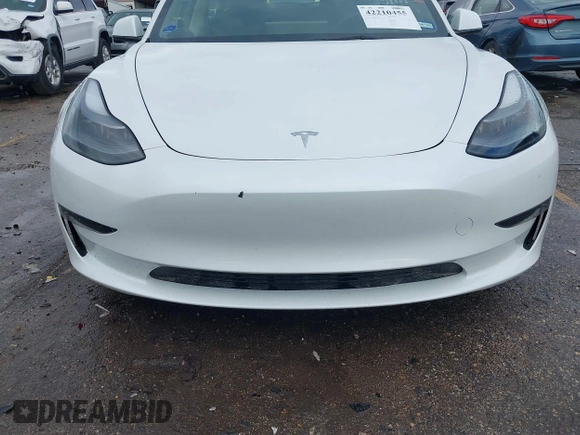 2023 Tesla Model 3 z VIN 5YJ3E1EA0PF511158, wystawiony jako IAAI lot #42210455 z przebiegiem 22 291 mil mil oraz . Historia ofert i sprzedaży dostępna na DreamBid. Obrazek 12.