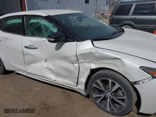 2018 Nissan Maxima SL with VIN 1N4AA6AP6JC366308, listed as a IAAI auction lot 41823787 with 94,020 mi miles. Bid and sale history available at carsss.com. Image 6.