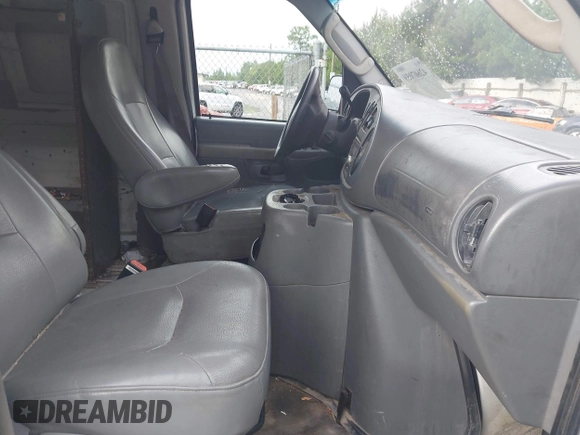 2005 Ford Econoline Cargo with VIN 1FTRE14W65HA89689, listed as a IAAI auction lot 42607059 with 260,935 mi miles and . Bid and sale history available at DreamBid. Image 5.