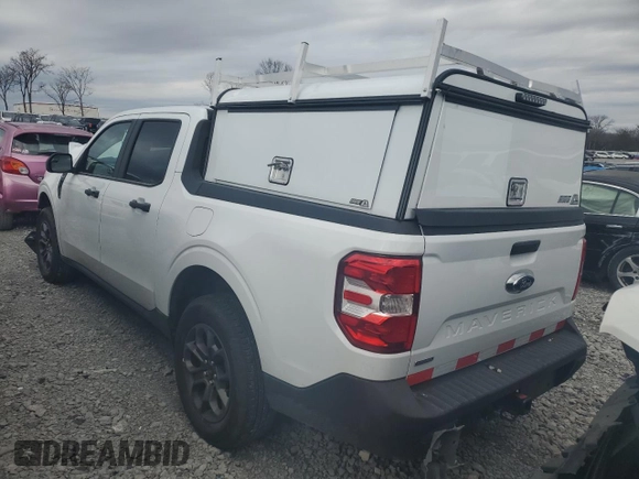 2024 Ford Maverick XLT with VIN 3FTTW8H3XRRA83135, listed as a Copart auction lot 85706384 with 5,218 mi miles and Salvage title. Bid and sale history available at DreamBid. Image 2.