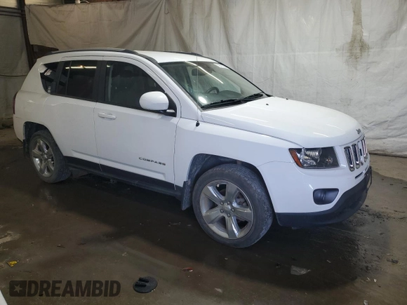 2017 Jeep Compass High Altitude with VIN 1C4NJDEB8HD176433, listed as a Copart auction lot 70813384 with 79,950 mi miles and Salvage title. Bid and sale history available at DreamBid. Image 4.
