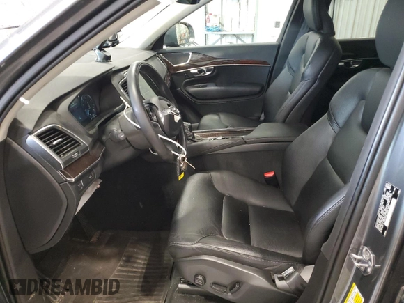 2019 Volvo XC90 Momentum z VIN YV4A22PK8K1499707, wystawiony jako Copart lot #59405905 z przebiegiem 51 046 mil mil oraz Szkoda całkowita • Salvage title. Historia ofert i sprzedaży dostępna na DreamBid. Obrazek 7.