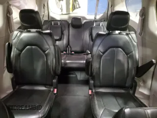 2020 Chrysler Voyager LXi z VIN 2C4RC1DG2LR172519, wystawiony jako Copart lot #52283325 z przebiegiem 112 394 mil mil oraz Szkoda całkowita • Salvage title. Historia ofert i sprzedaży dostępna na DreamBid. Obrazek 10.
