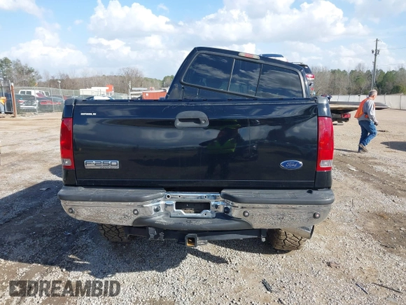 2007 Ford F-250 XL z VIN 1FTSX21P07EA97175, wystawiony jako IAAI lot #41477628 z przebiegiem 99 215 mil mil oraz . Historia ofert i sprzedaży dostępna na DreamBid. Obrazek 17.