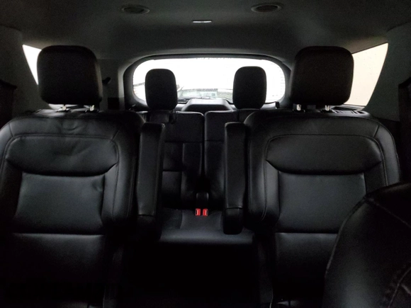 2022 Ford Explorer XLT with VIN 1FMSK8DH8NGB97480, listed as a Copart auction lot 50599045 with 48,396 mi miles and Salvage Title. Bid and sale history available at DreamBid. Image 10.