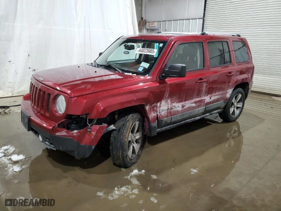 2017 Jeep Patriot High Altitude with VIN 1C4NJRFB2HD205372, listed as a Copart auction lot 44023985 with 184,761 mi miles and Salvage Title. Bid and sale history available at carsss.com. Image 1.