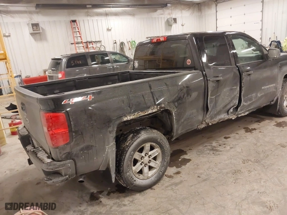 2015 Chevrolet Silverado 1500 LS with VIN 1GCVKPEC5FZ351678, listed as a IAAI auction lot 41394144 with 187,679 mi miles. Bid and sale history available at carsss.com. Image 4.