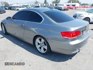 2007 BMW 3 Series 335i z VIN WBAWB735X7PV83843, wystawiony jako IAAI lot #42218921 z przebiegiem 169 401 mil mil oraz . Historia ofert i sprzedaży dostępna na DreamBid. Obrazek 3.