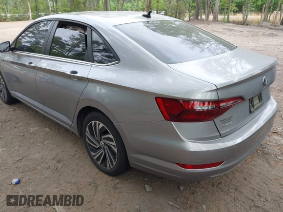 2020 Volkswagen Jetta SEL z VIN 3VWE57BU9LM082552, wystawiony jako IAAI lot #42091492 z przebiegiem 60 775 mil mil oraz . Historia ofert i sprzedaży dostępna na DreamBid. Obrazek 3.