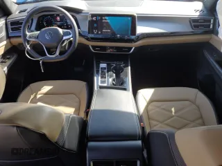 2024 Volkswagen Atlas SE with VIN 1V2JE2CA2RC210518, listed as a Copart auction lot 50130075 with 32,939 mi miles and Salvage title. Bid and sale history available at DreamBid. Image 8.