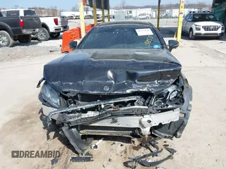 2018 Mercedes-Benz E 400 z VIN WDD1J6GBXJF013855, wystawiony jako IAAI lot #41776146 z przebiegiem 111 021 mil mil oraz . Historia ofert i sprzedaży dostępna na DreamBid. Obrazek 12.