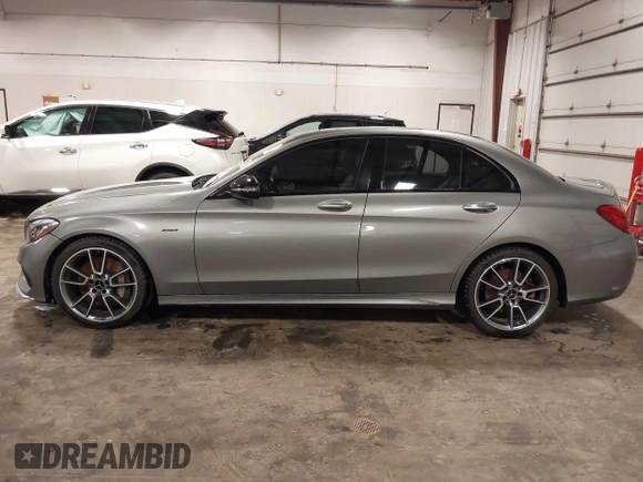 2016 Mercedes-Benz C 450 AMG with VIN 55SWF6EB9GU111727, listed as a IAAI auction lot 42157611 with 118,152 mi miles and . Bid and sale history available at DreamBid. Image 14.