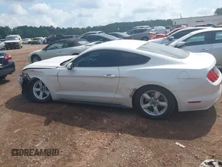 2017 Ford Mustang V6 z VIN 1FA6P8AM7H5219578, wystawiony jako IAAI lot #42611202 z przebiegiem 95 099 mil mil oraz . Historia ofert i sprzedaży dostępna na DreamBid. Obrazek 14.