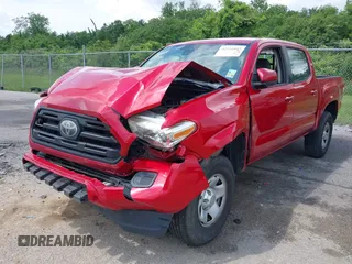 2018 Toyota Tacoma SR z VIN 5TFAX5GN3JX115019, wystawiony jako IAAI lot #42116802 z przebiegiem 190 220 mil mil oraz . Historia ofert i sprzedaży dostępna na DreamBid. Obrazek 17.