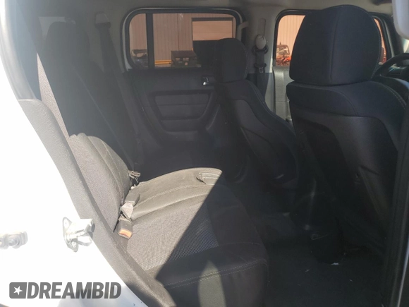 2006 Hummer H3 with VIN 5GTDN136468291730, listed as a Copart auction lot 73011164 with 221,237 mi miles and Salvage Title. Bid and sale history available at DreamBid. Image 11.