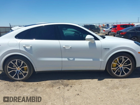 2020 Porsche Cayenne z VIN WP1BH2AY9LDA68083, wystawiony jako IAAI lot #42114933 z przebiegiem 16 850 mil mil oraz . Historia ofert i sprzedaży dostępna na DreamBid. Obrazek 13.