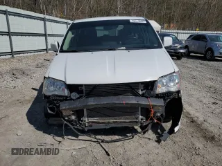 2015 Chrysler Town & Country Touring with VIN 2C4RC1BG4FR601313, listed as a Copart auction lot 48514685 with 186,328 mi miles and Salvage Title. Bid and sale history available at carsss.com. Image 5.