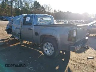 2008 GMC Sierra 1500 SLT z VIN 2GTEC13J781336896, wystawiony jako IAAI lot #41305490 z przebiegiem Nie podano mil oraz . Historia ofert i sprzedaży dostępna na DreamBid. Obrazek 3.