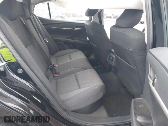 2025 Toyota Camry LE with VIN 4T1DAACK8SU500304, listed as a IAAI auction lot 41907504 with 6 mi miles and . Bid and sale history available at DreamBid. Image 8.