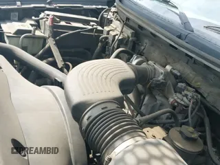 2004 Ford F-150 XLT z VIN 1FTRW12WX4KA48404, wystawiony jako IAAI lot #43375619 z przebiegiem 269 652 mil mil oraz . Historia ofert i sprzedaży dostępna na DreamBid. Obrazek 12.