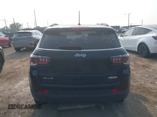 2018 Jeep Compass Latitude с VIN 3C4NJDBB2JT478904, выставлен на аукционе IAAI как лот 42423608 с пробегом 104 036 миль миль и . История ставок и продаж доступна на DreamBid. Изображение 16.