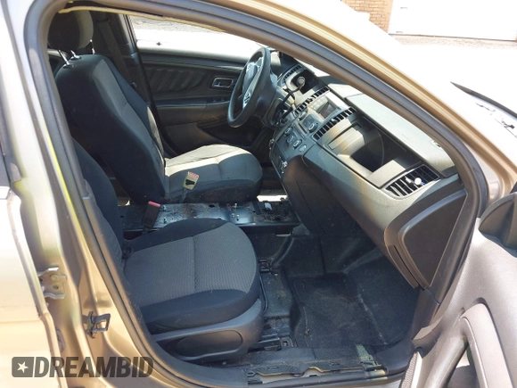 2013 Ford Police Interceptor with VIN 1FAHP2M80DG201734, listed as a IAAI auction lot 42614586 with 155,567 mi miles and . Bid and sale history available at DreamBid. Image 5.