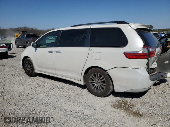 2019 Toyota Sienna XLE Auto Access Seat with VIN 5TDYZ3DC6KS983720, listed as a Copart auction lot 48555785 with 125,364 mi miles and Salvage Title. Bid and sale history available at carsss.com. Image 2.