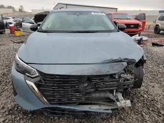 2025 Nissan Sentra SR with VIN 3N1AB8DV2SY203051, listed as a Copart auction lot 42502105 with 816 mi miles and Salvage Title. Bid and sale history available at DreamBid. Image 5.