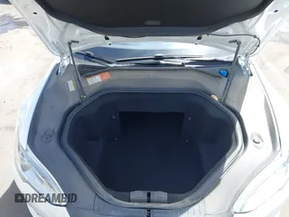 2014 Tesla Model S 60 z VIN 5YJSA1H13EFP33659, wystawiony jako IAAI lot #42101491 z przebiegiem 113 460 mil mil oraz . Historia ofert i sprzedaży dostępna na DreamBid. Obrazek 10.