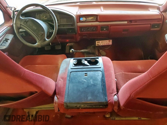 1995 Ford F-350 with VIN 1FTJW35F5SEA46141, listed as a Copart auction lot 63977585 with 386,819 mi miles and Salvage title. Bid and sale history available at DreamBid. Image 8.