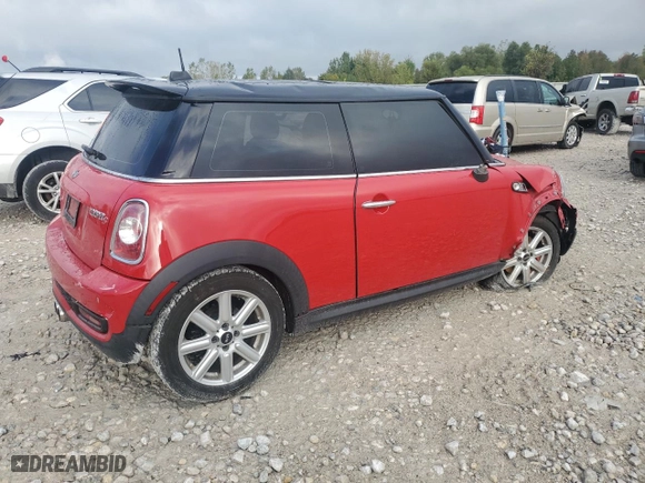 2013 MINI Cooper Hardtop S with VIN WMWSV3C57DT394312, listed as a Copart auction lot 73048554 with 0 mi miles and Clean Title. Bid and sale history available at carsss.com. Image 3.