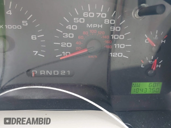 2006 Ford F-150 STX with VIN 1FTRF04W86KB04740, listed as a IAAI auction lot 42112621 with 184,375 mi miles and . Bid and sale history available at DreamBid. Image 7.
