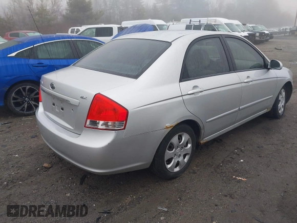 2008 Kia Spectra EX with VIN KNAFE122885522404, listed as a IAAI auction lot 41918687 with 127,060 mi miles. Bid and sale history available at carsss.com. Image 4.